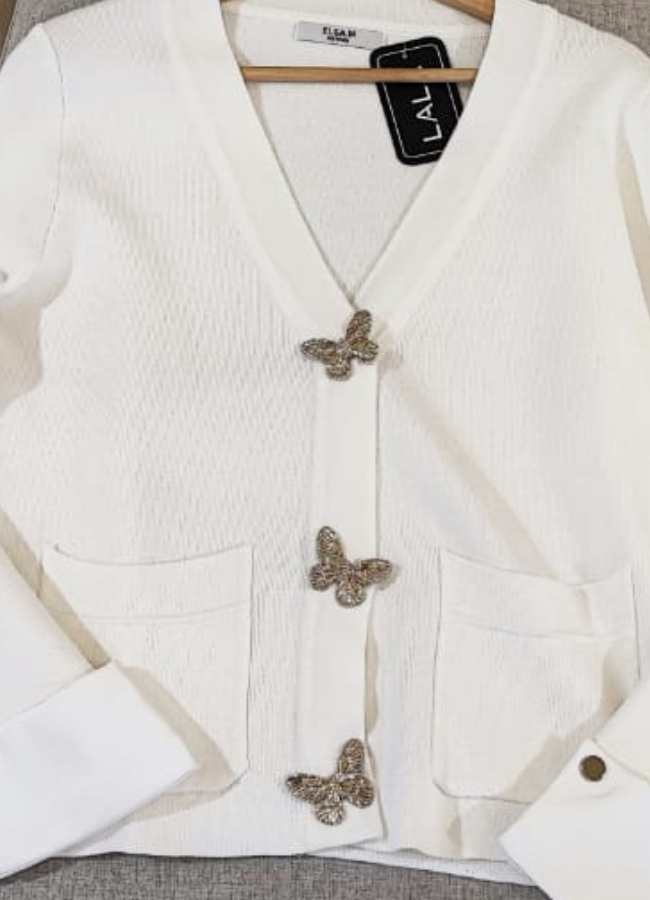 Cardigan marfil con botones de mariposa