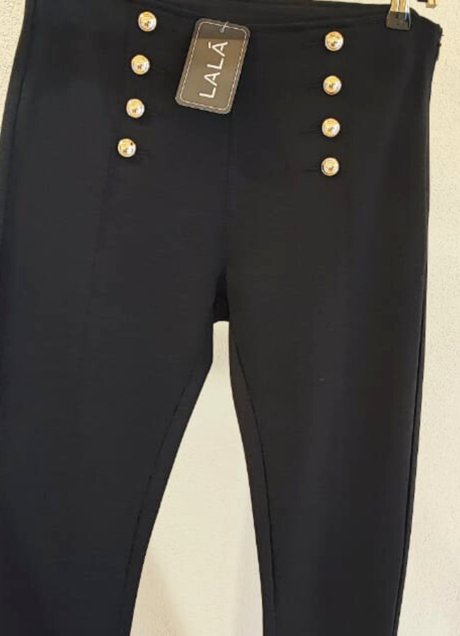 Pantalón botón dorado