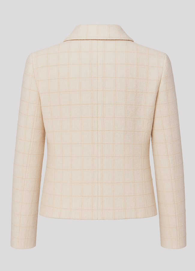 Saco tipo Chanel estructurado