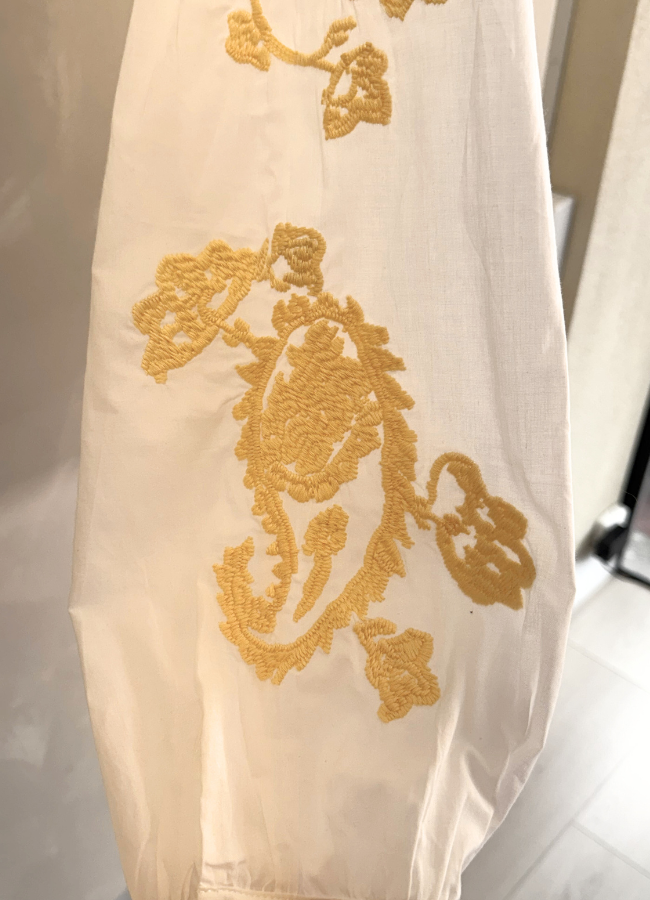 Camisa Blanca Bordada